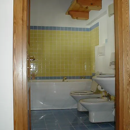 Mansarda Alpina Di Charme A Casa Sincero Apartamento *