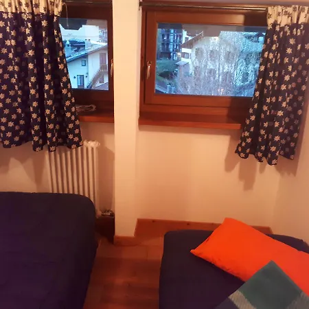 Mansarda Alpina Di Charme A Casa Sincero *